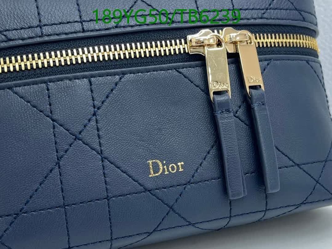 Dior-Bags(5A) Code: TB6239 $: 189USD