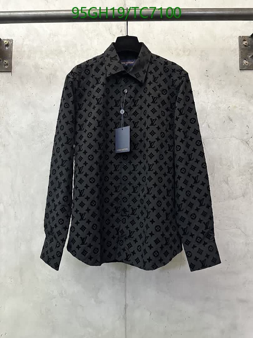 LV-Clothing Code: TC7100 $: 95USD