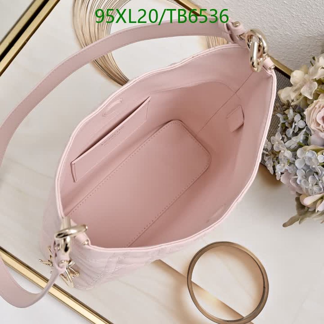 Dior-Bags(4A) Code: TB6536 $: 95USD