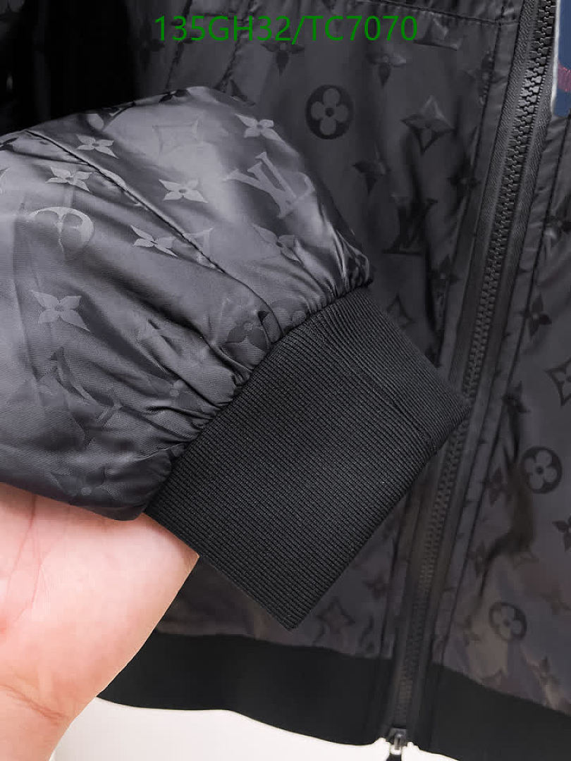 LV-Clothing Code: TC7070 $: 135USD