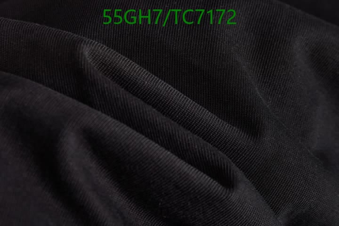 Burberry-Clothing Code: TC7172 $: 55USD