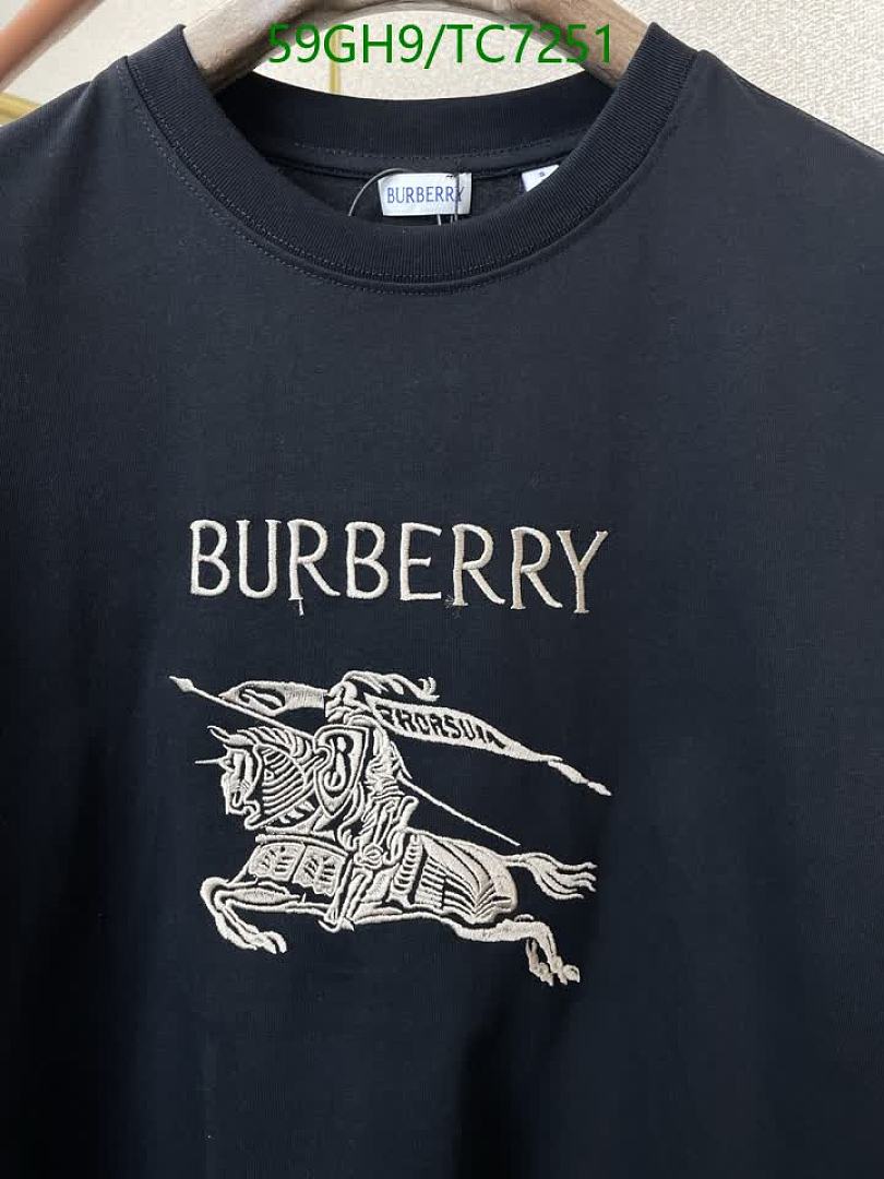 Burberry-Clothing Code: TC7251 $: 59USD