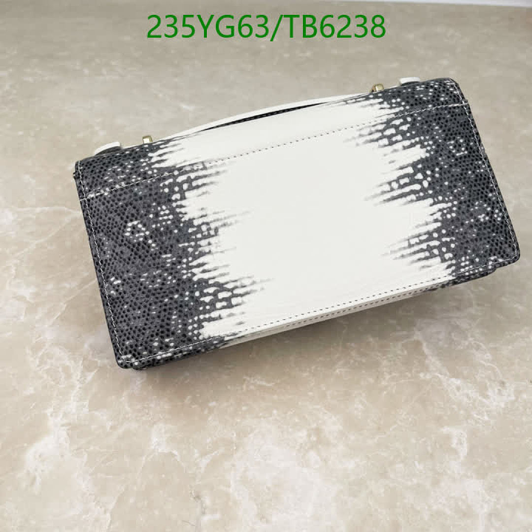 Dior-Bags(5A) Code: TB6238 $: 235USD