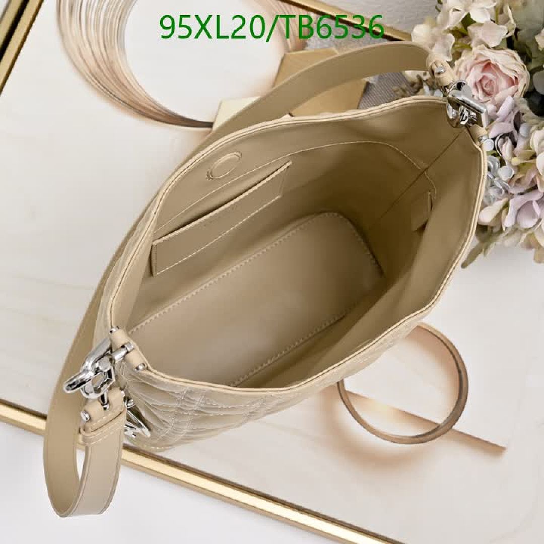 Dior-Bags(4A) Code: TB6536 $: 95USD