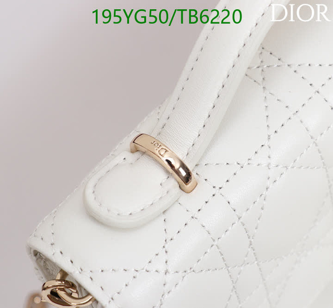 Dior-Bags(5A) Code: TB6220 $: 195USD
