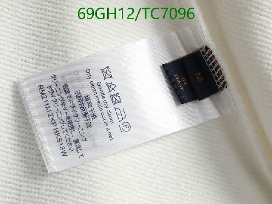 LV-Clothing Code: TC7096 $: 69USD