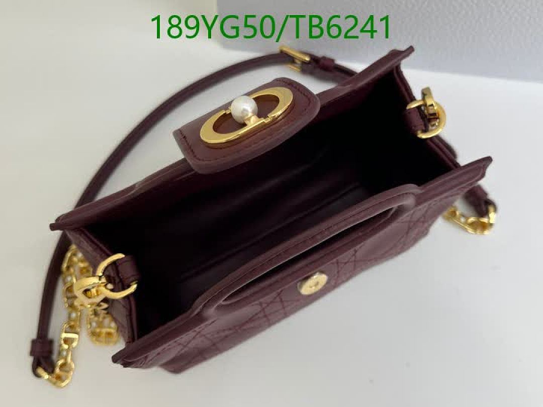 Dior-Bags(5A) Code: TB6241 $: 189USD