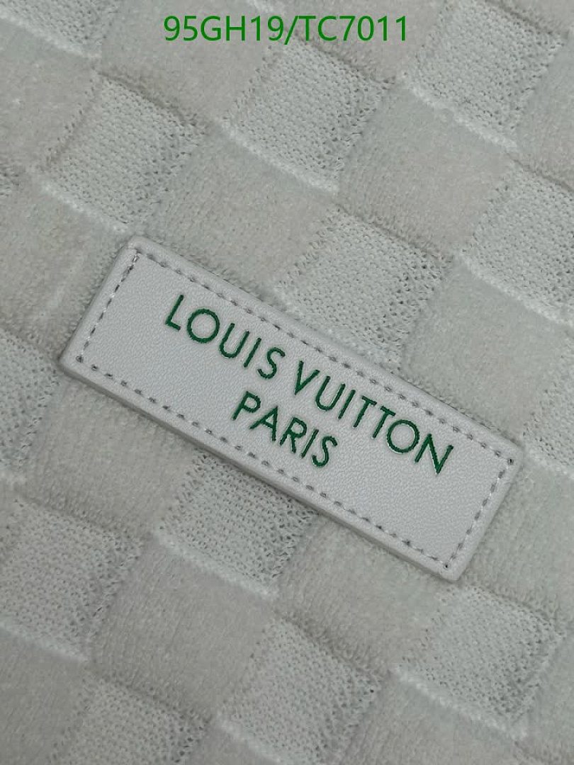 LV-Clothing Code: TC7011 $: 95USD
