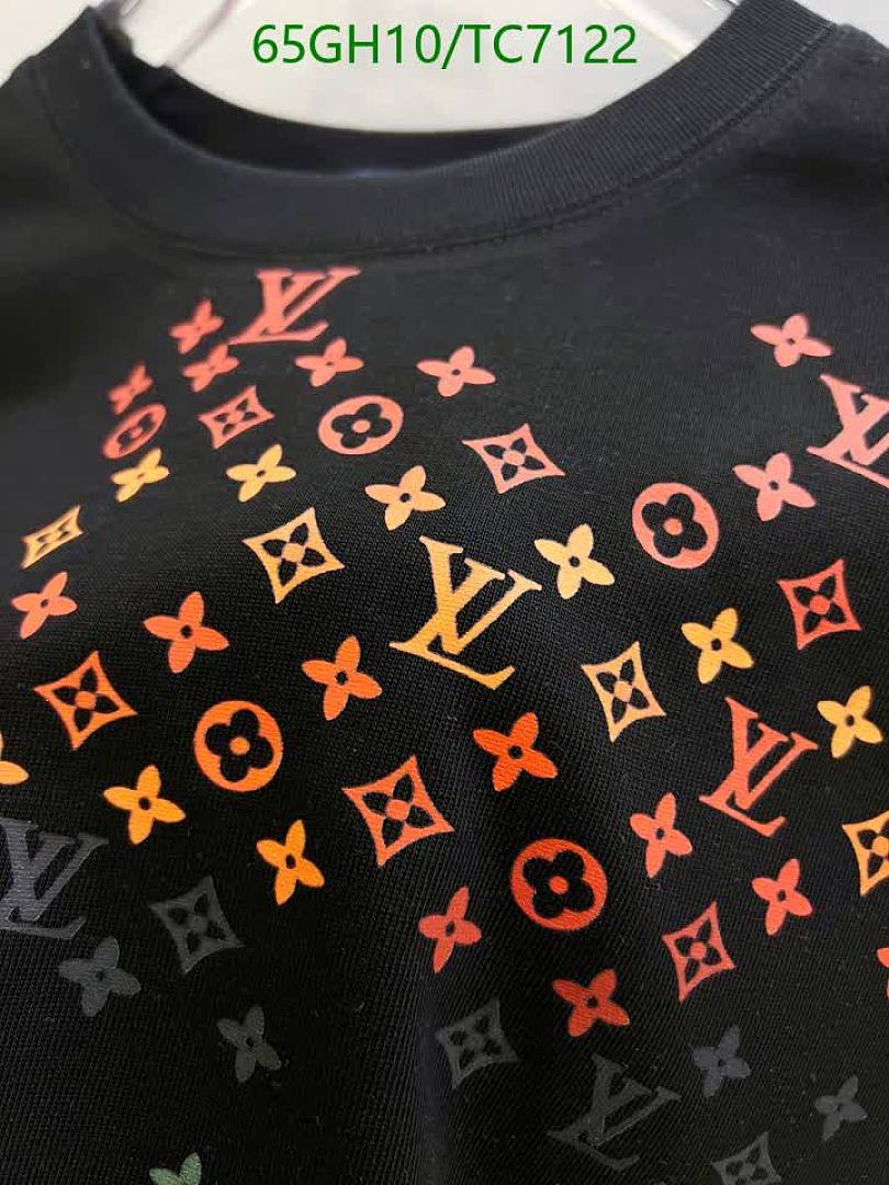 LV-Clothing Code: TC7122 $: 65USD