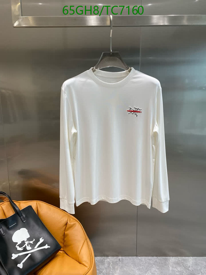 Burberry-Clothing Code: TC7160 $: 65USD