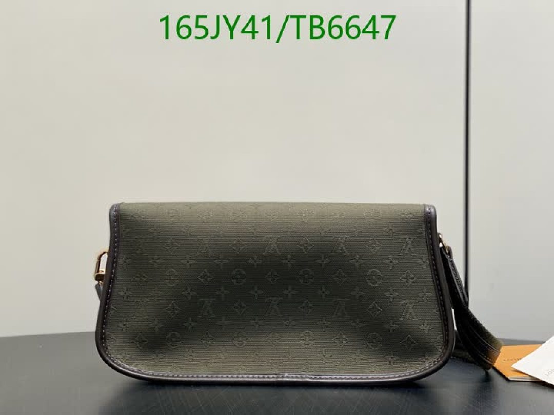 LV-Bags(5A) Code: TB6647 $: 165USD