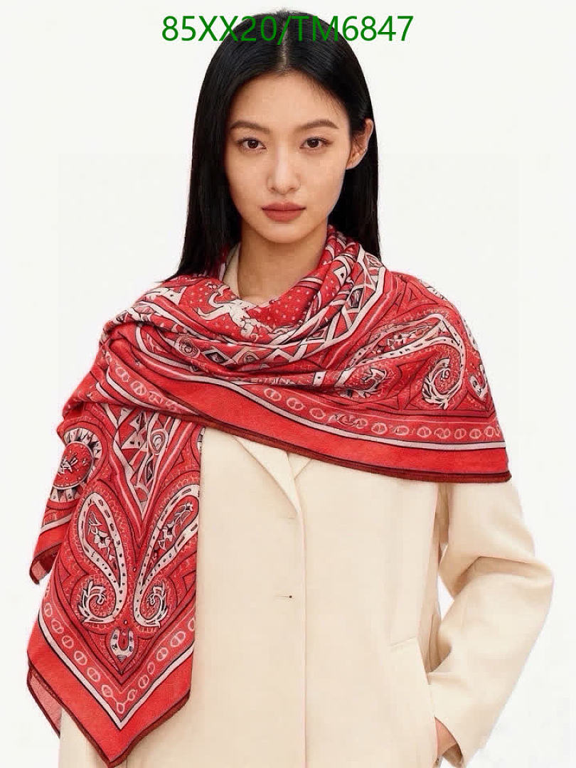 Hermes-Scarves Code: TM6847 $: 85USD