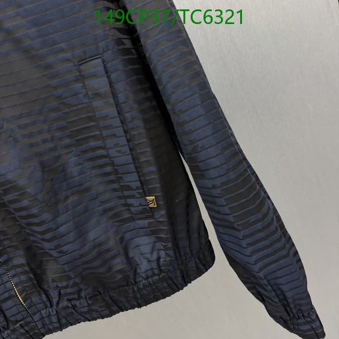 LV-Clothing Code: TC6321 $: 149USD