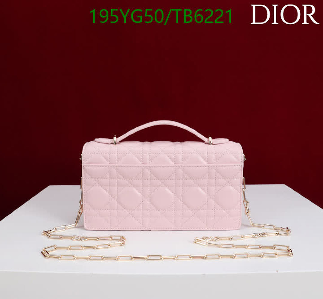 Dior-Bags(5A) Code: TB6221 $: 195USD