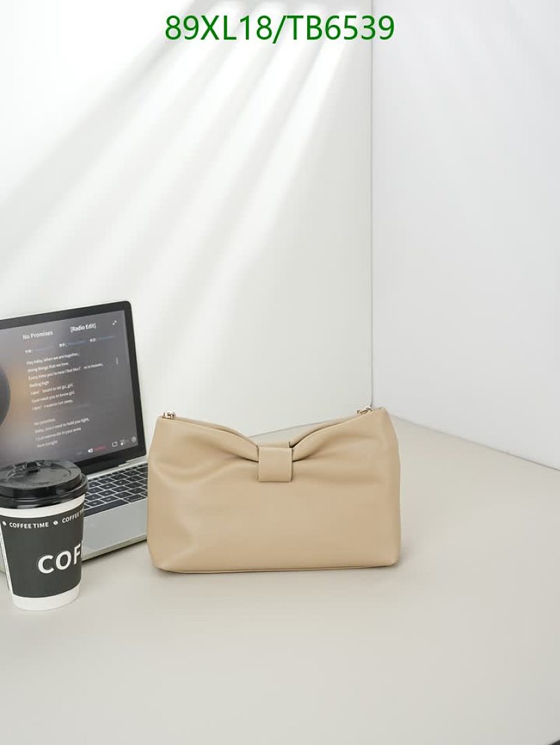 Dior-Bags(4A) Code: TB6539 $: 89USD
