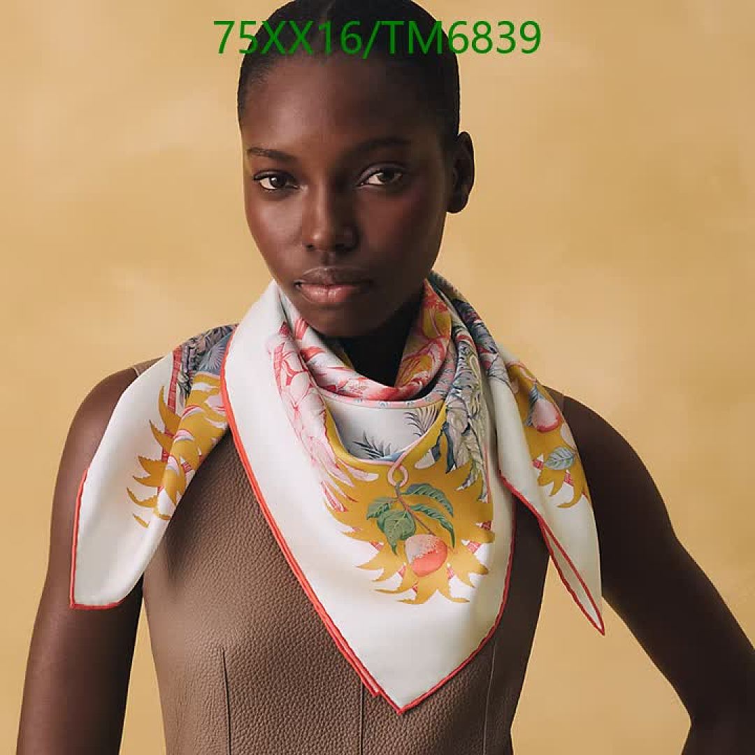 Hermes-Scarves Code: TM6839 $: 75USD
