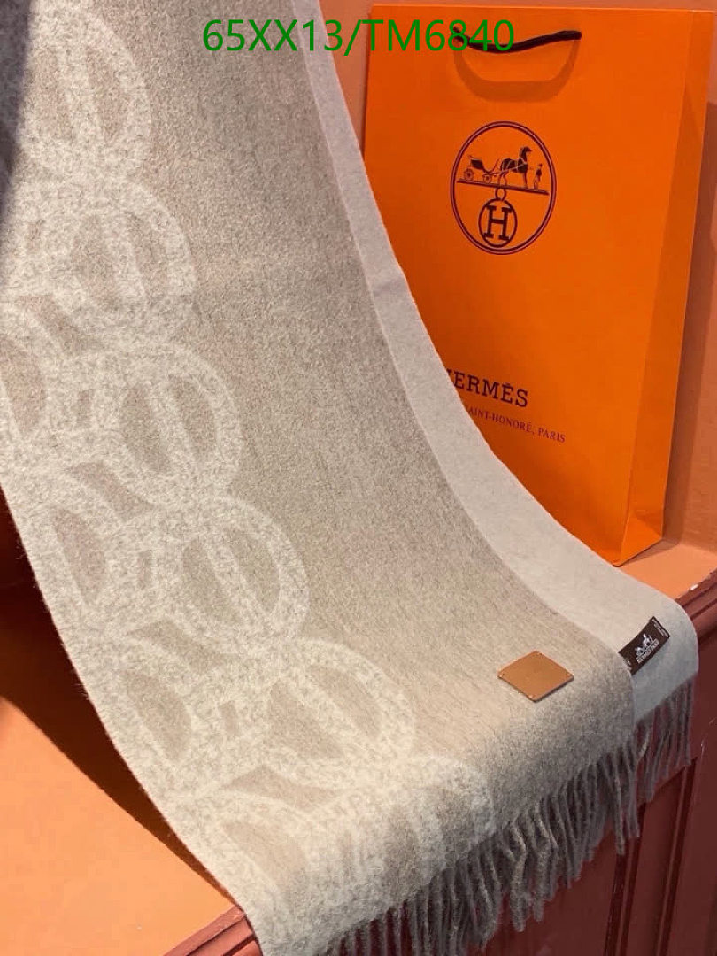 Hermes-Scarves Code: TM6840 $: 65USD