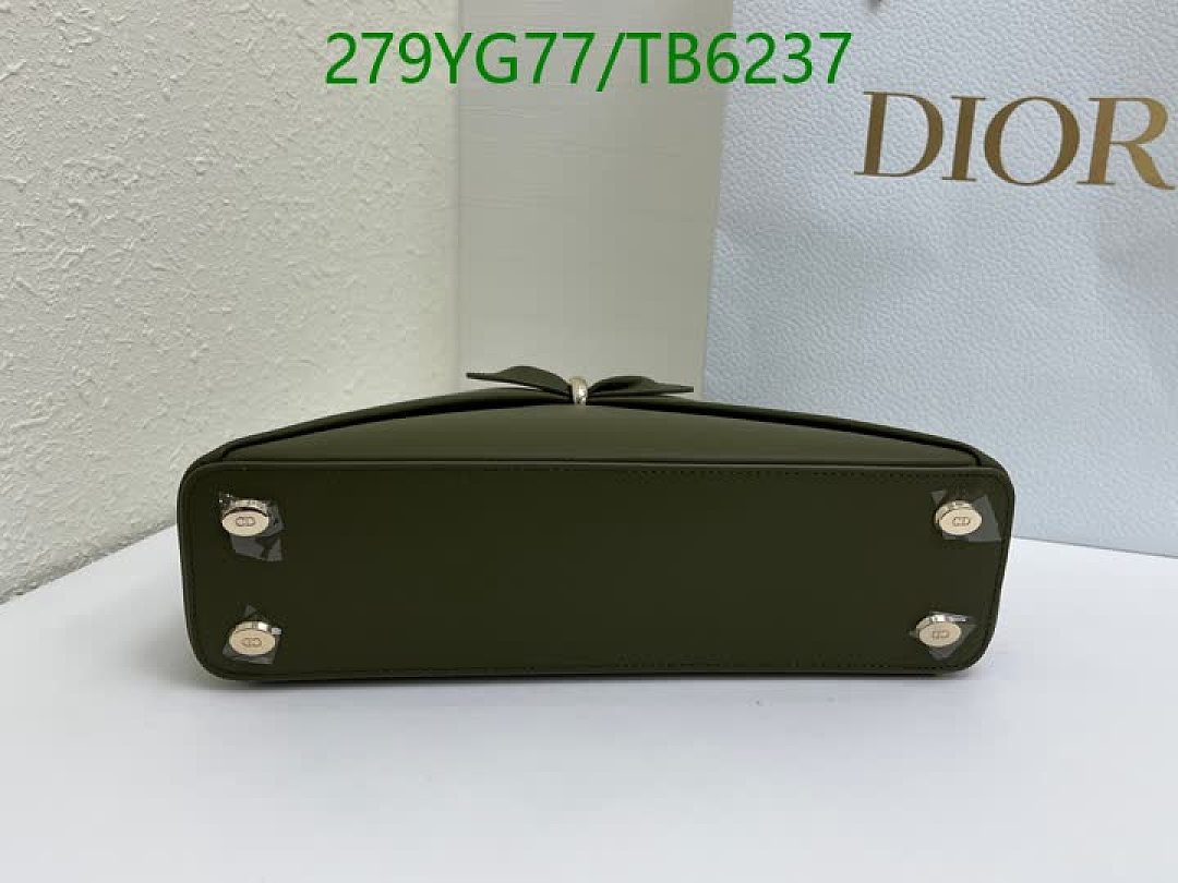 Dior-Bags(5A) Code: TB6237 $: 279USD