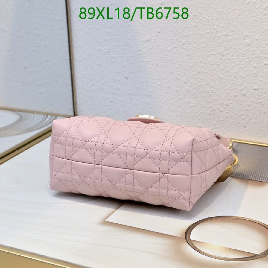 Dior-Bags(4A) Code: TB6758 $: 89USD