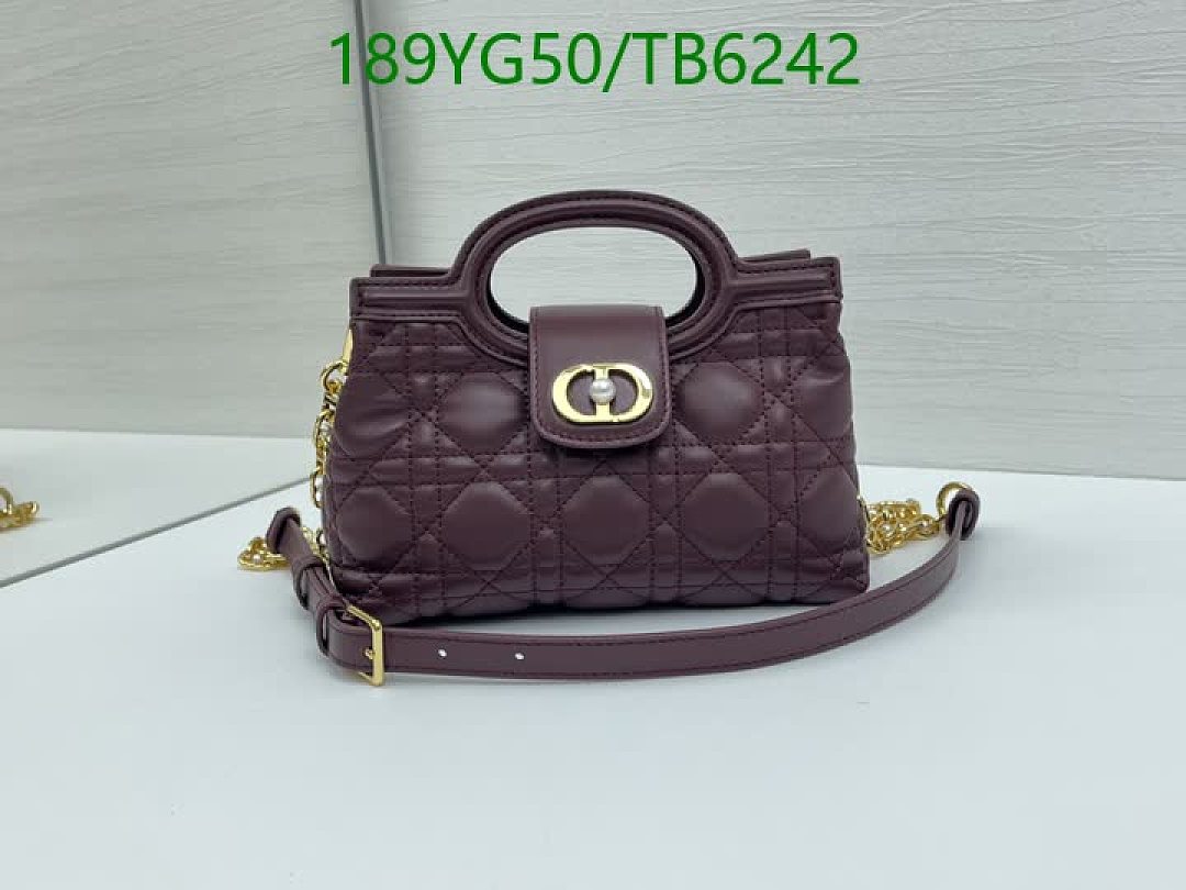 Dior-Bags(5A) Code: TB6242 $: 189USD