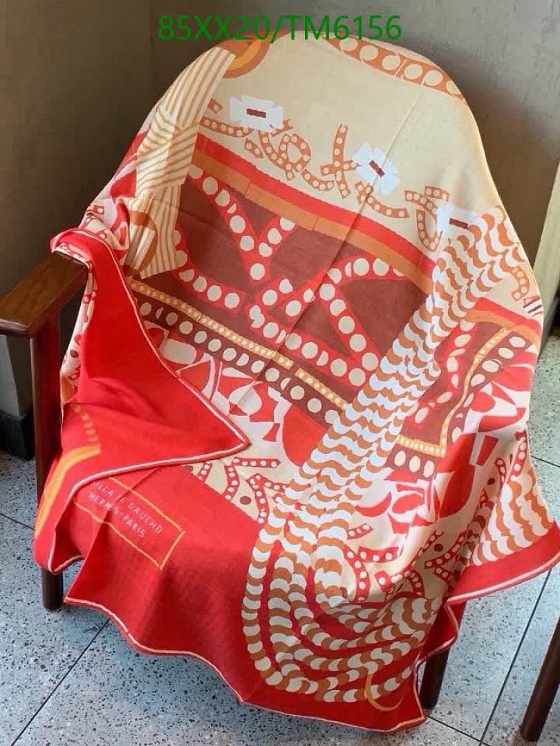 Hermes-Scarves Code: TM6156 $: 85USD
