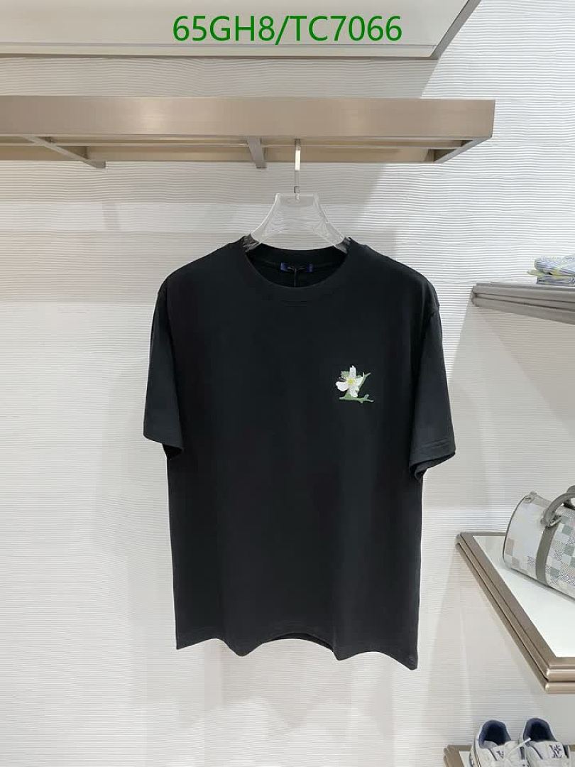 LV-Clothing Code: TC7066 $: 65USD