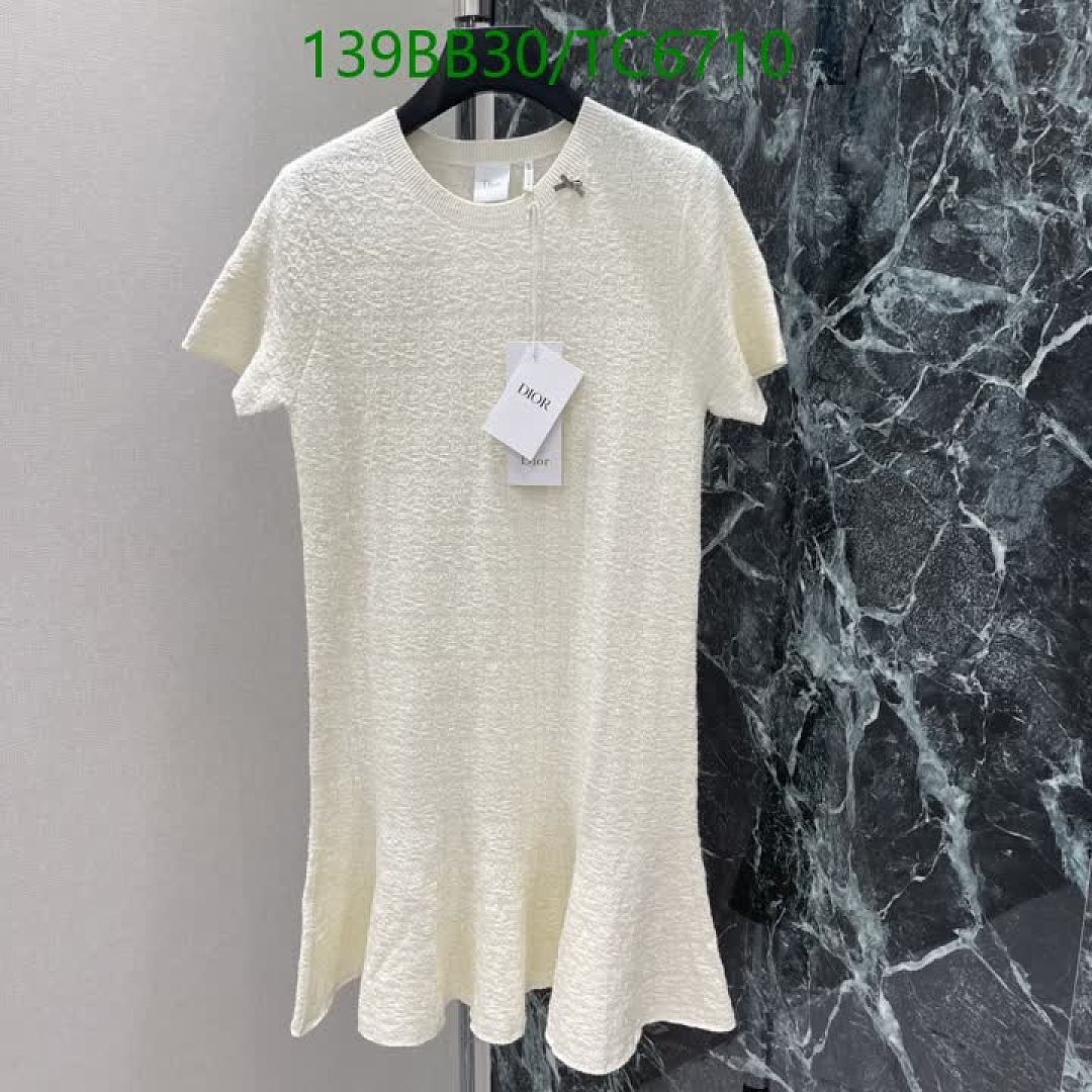 Dior-Clothing Code: TC6710 $: 139USD