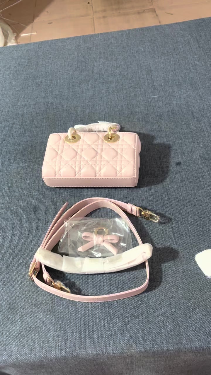 Dior-Bags(5A) Code: TB6231 $: 215USD