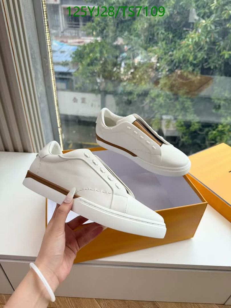 Fendi-Shoes(Men) Code: TS7109 $: 125USD