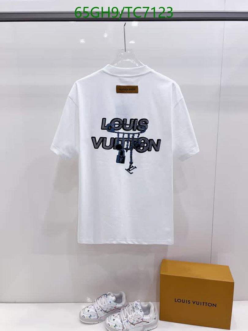 LV-Clothing Code: TC7123 $: 65USD