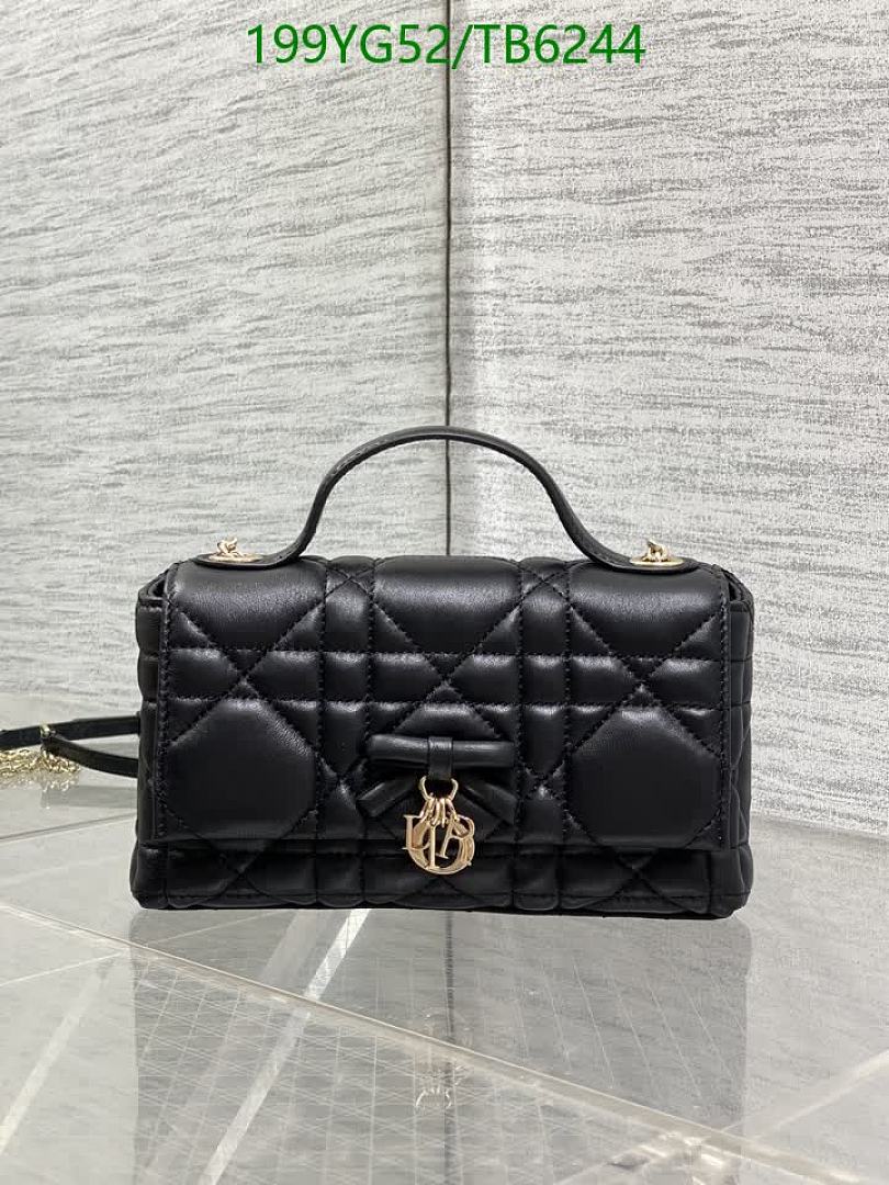 Dior-Bags(5A) Code: TB6244 $: 199USD