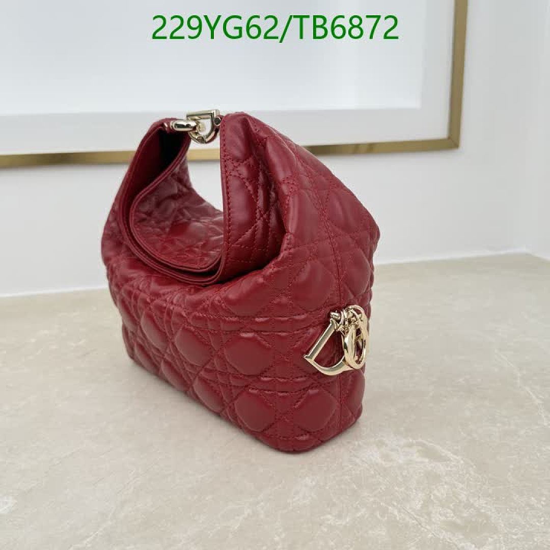 Dior-Bags(5A) Code: TB6872 $: 229USD