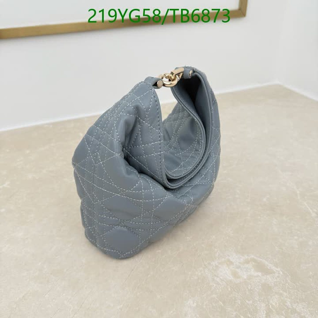 Dior-Bags(5A) Code: TB6873 $: 219USD