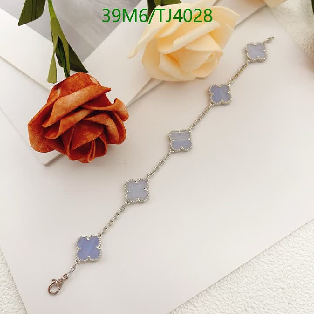 Van Cleef & Arpels-Jewelry Code: TJ4028 $: 39USD