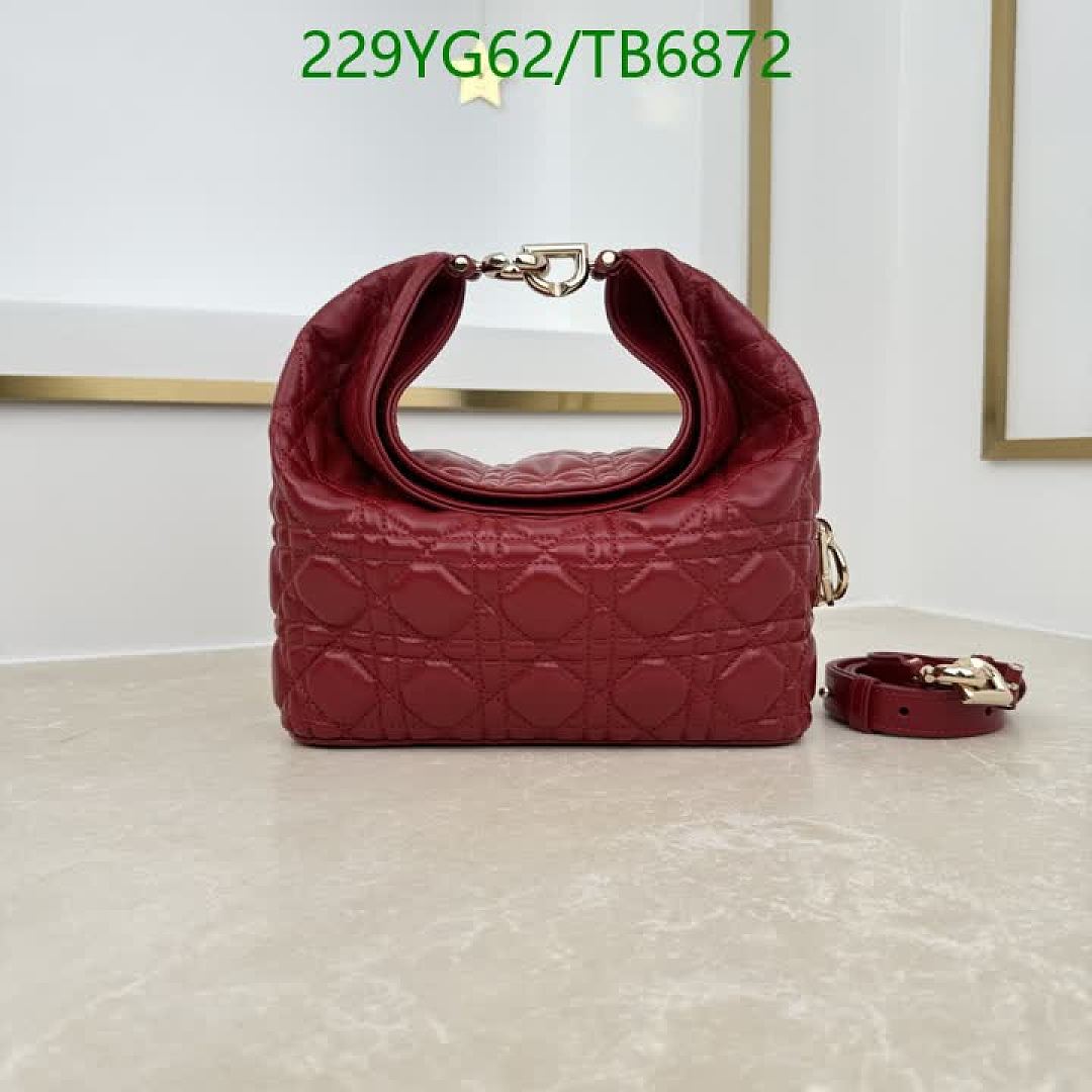 Dior-Bags(5A) Code: TB6872 $: 229USD