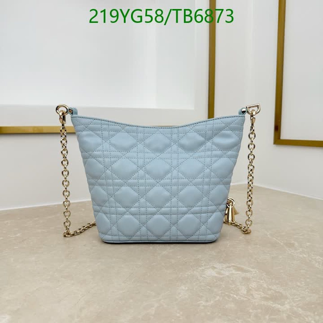 Dior-Bags(5A) Code: TB6873 $: 219USD