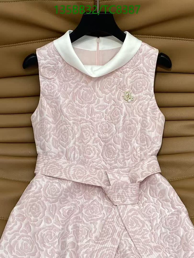 Dior-Clothing Code: TC8387 $: 135USD