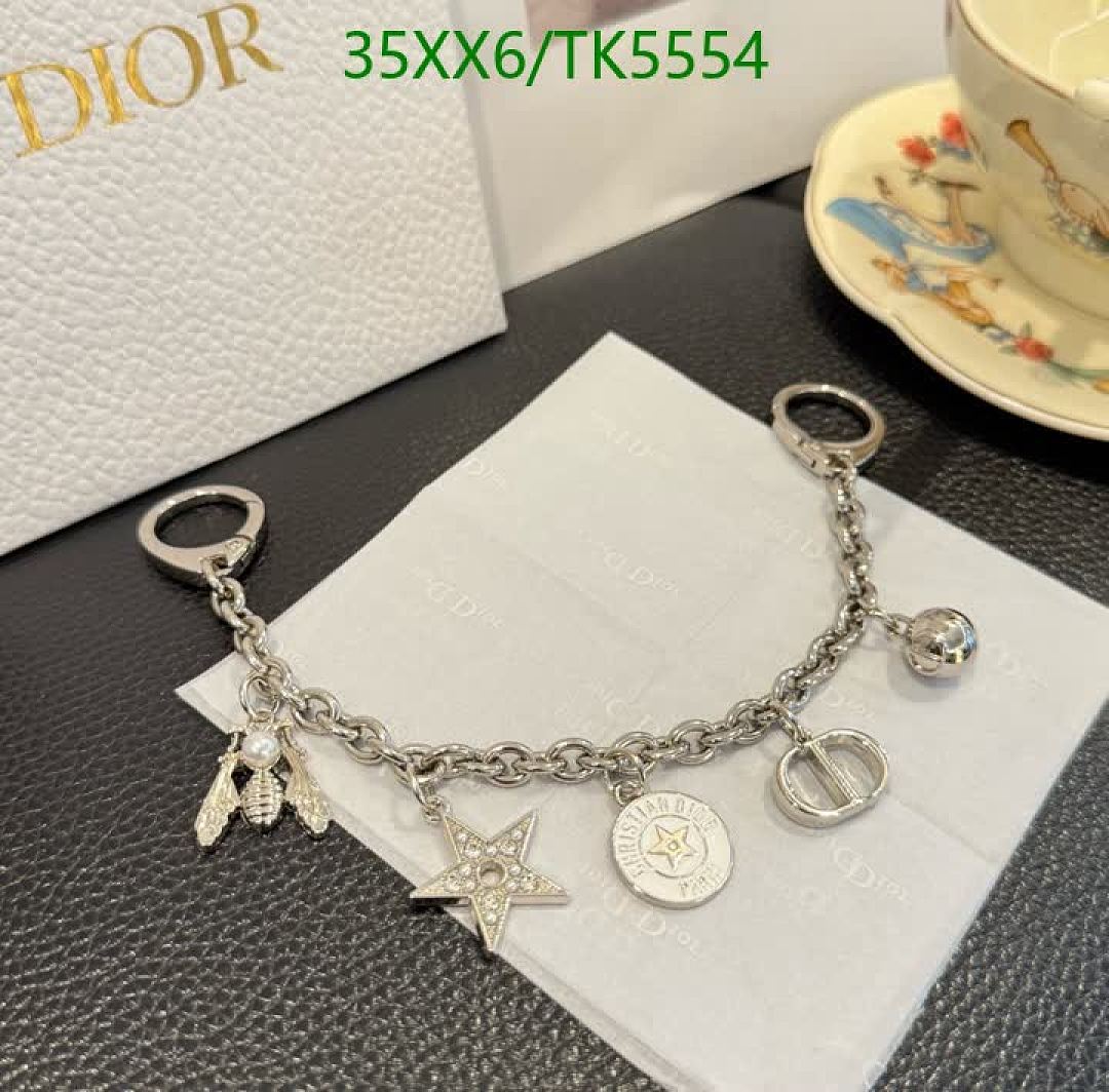 Dior-Keychains Code: TK5554 $: 35USD