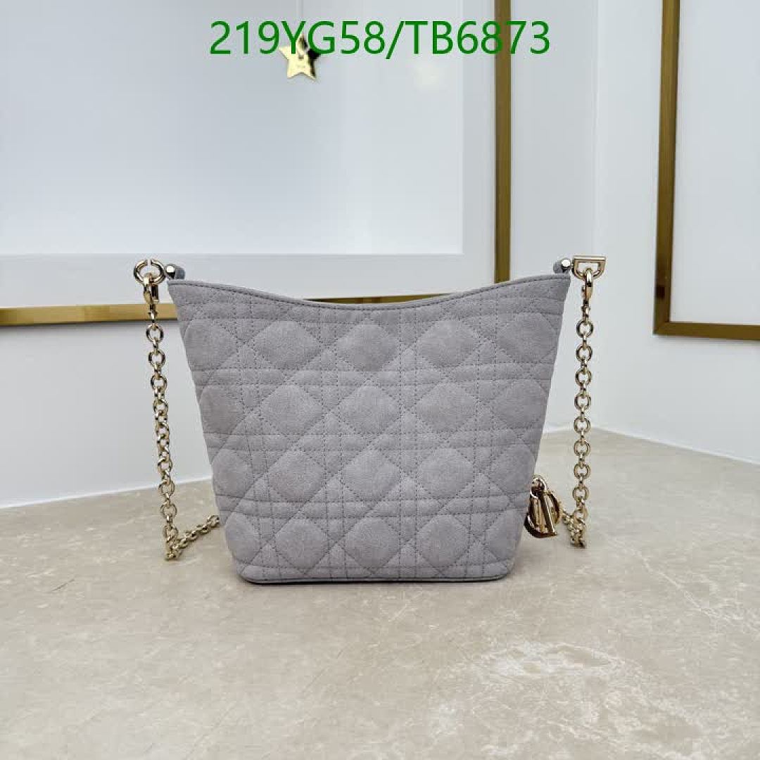 Dior-Bags(5A) Code: TB6873 $: 219USD
