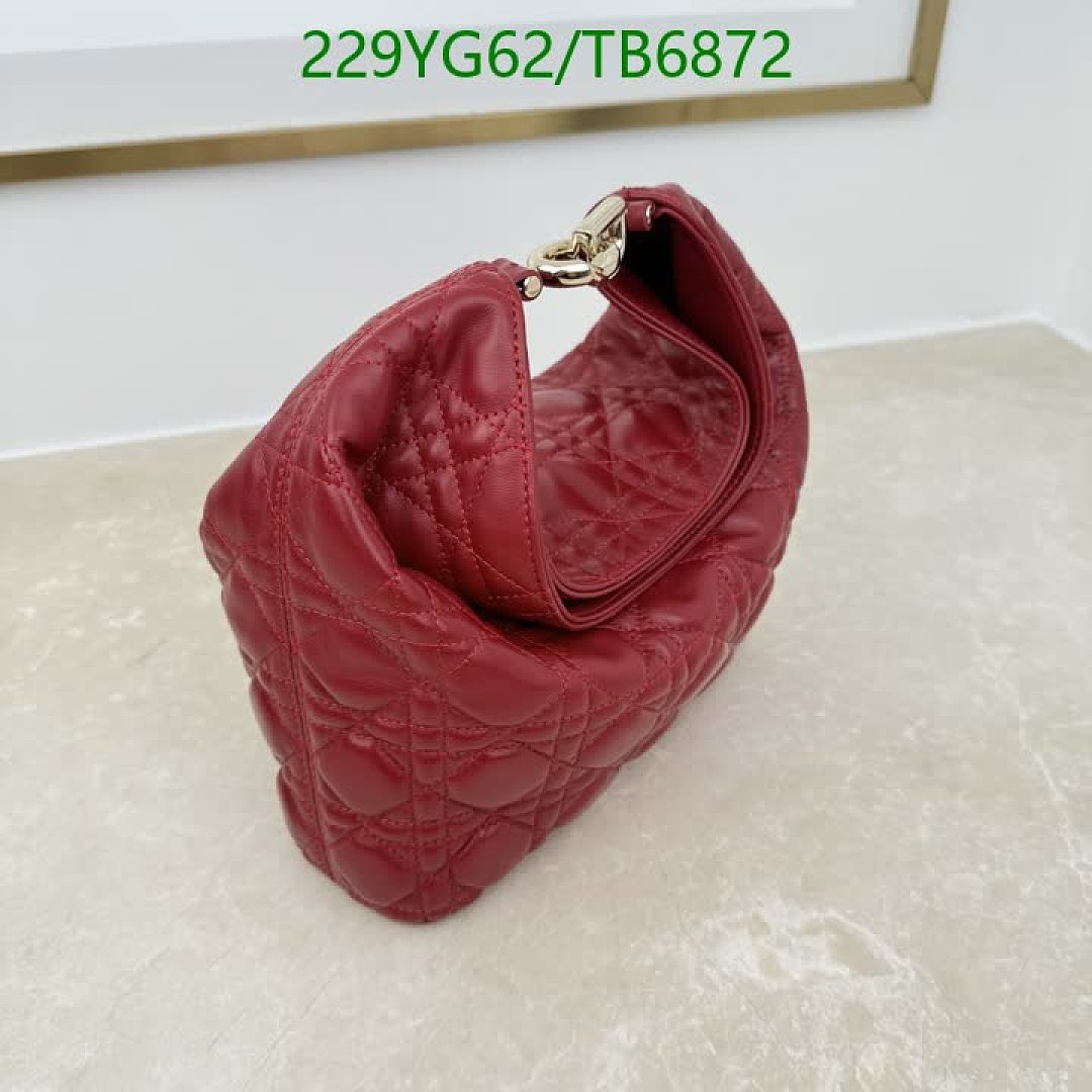 Dior-Bags(5A) Code: TB6872 $: 229USD