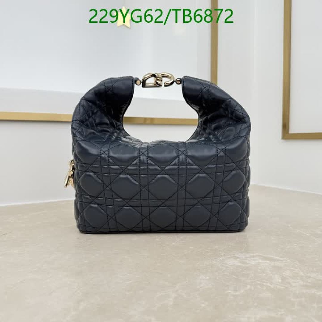 Dior-Bags(5A) Code: TB6872 $: 229USD