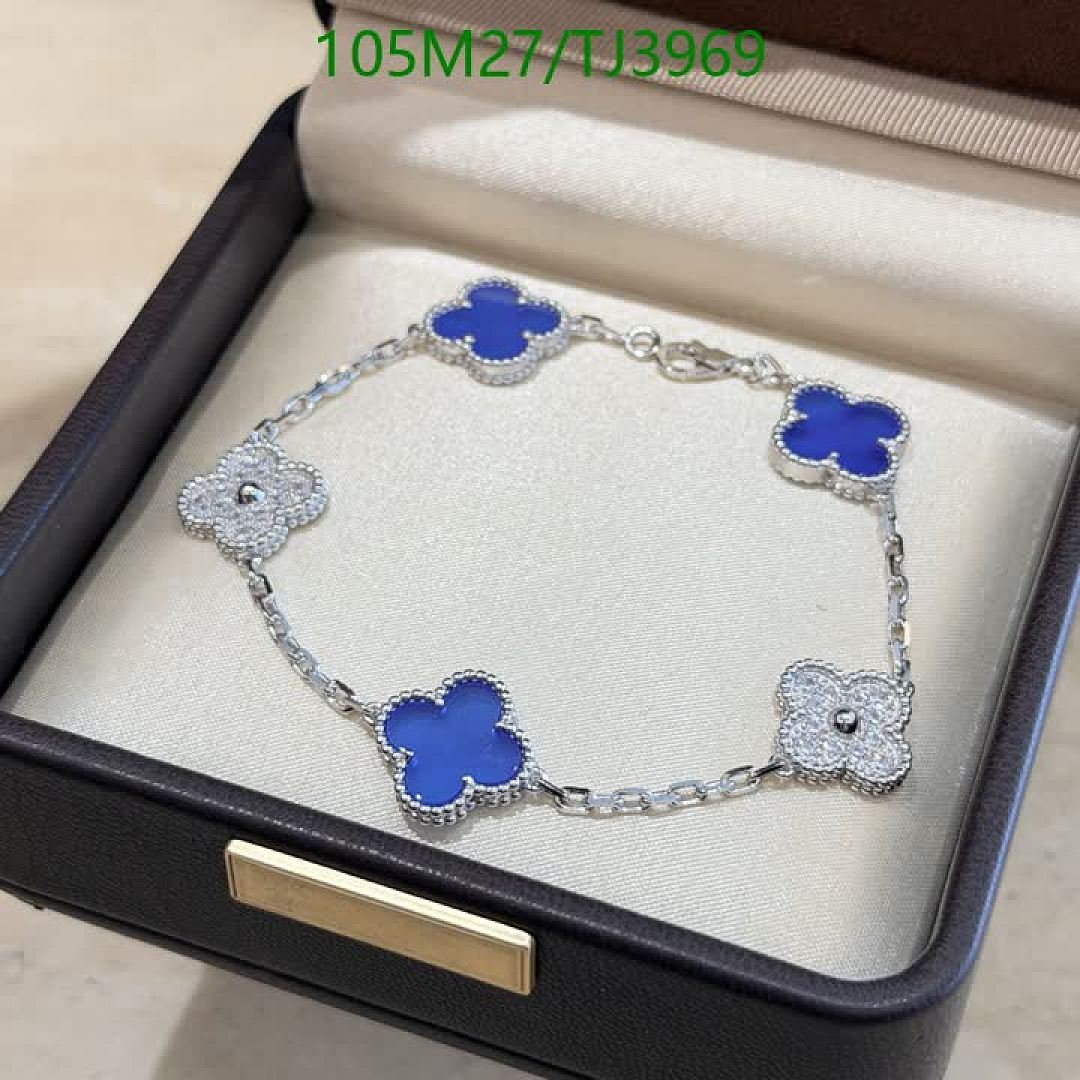 Fendi-Jewelry Code: TJ3969 $: 105USD