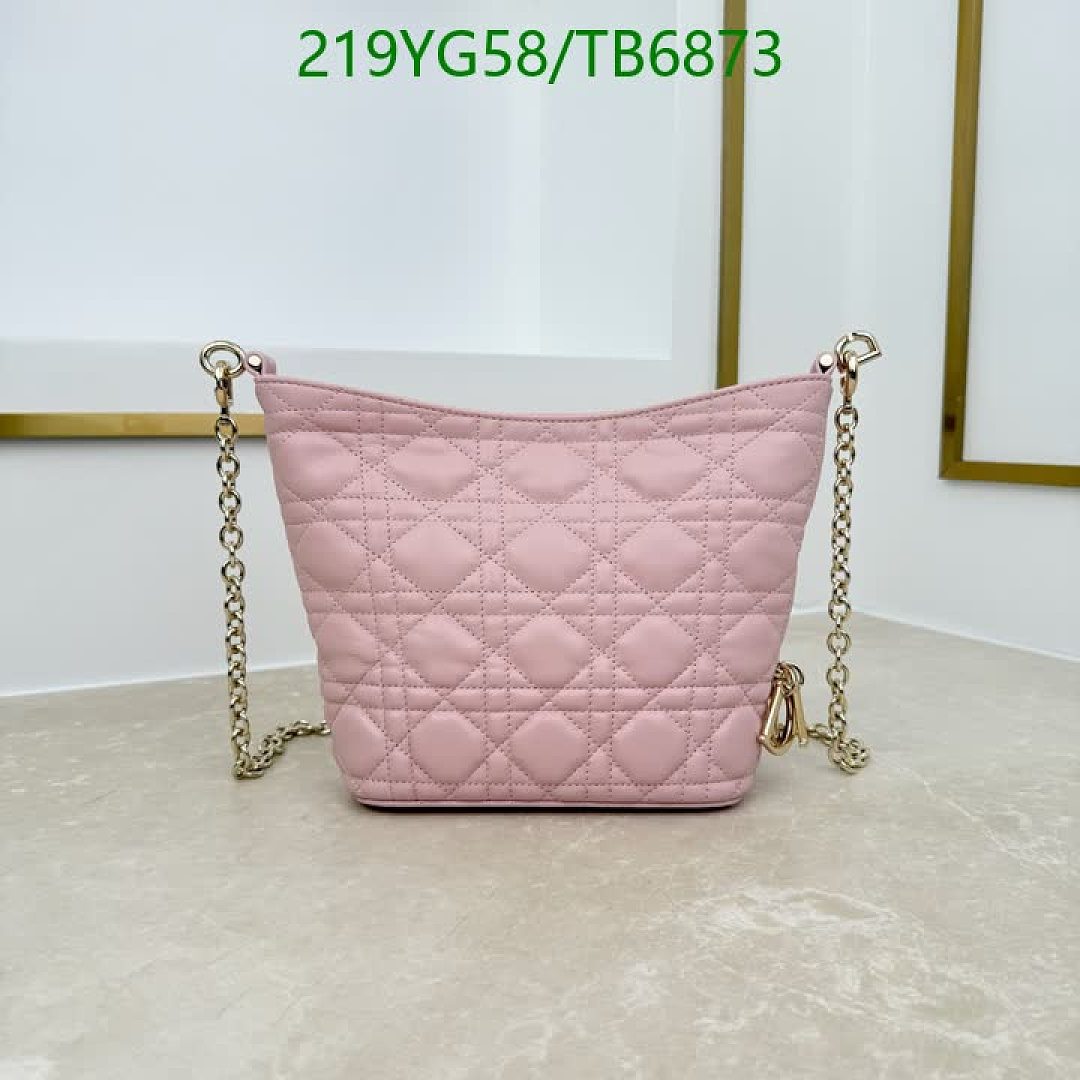 Dior-Bags(5A) Code: TB6873 $: 219USD