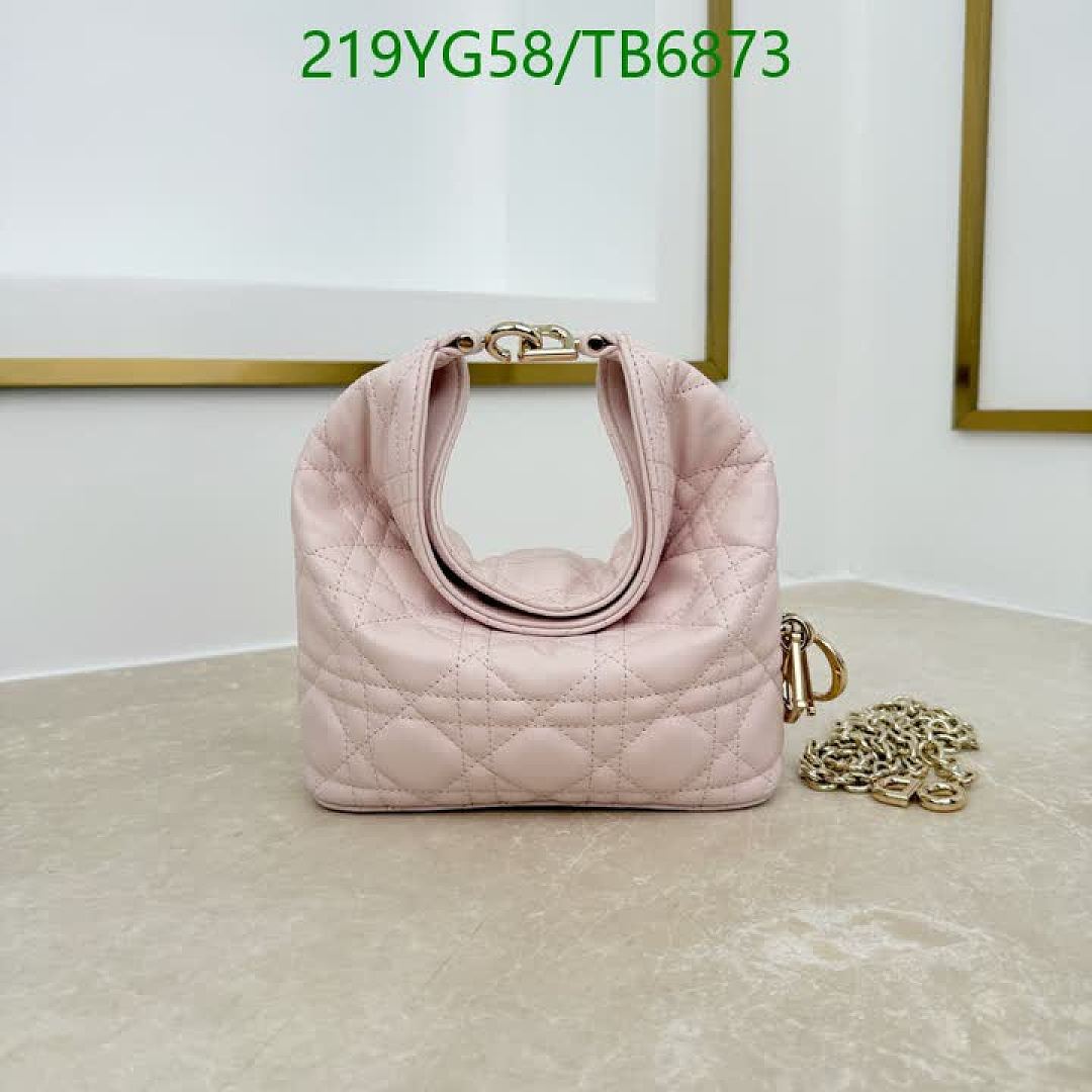 Dior-Bags(5A) Code: TB6873 $: 219USD