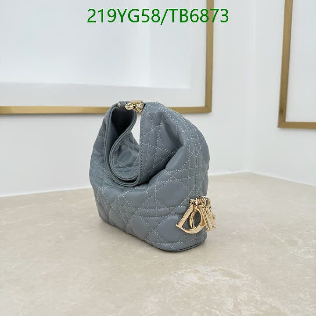 Dior-Bags(5A) Code: TB6873 $: 219USD
