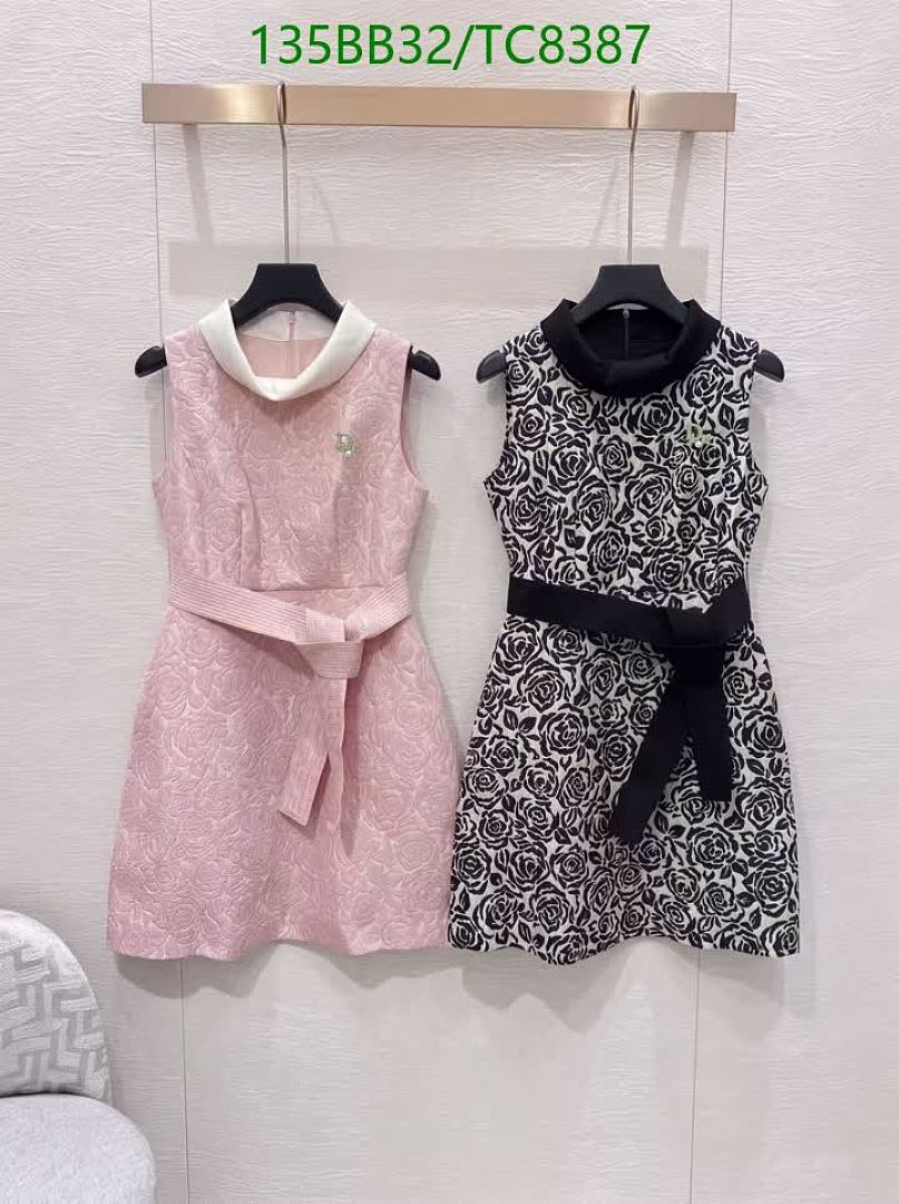 Dior-Clothing Code: TC8387 $: 135USD