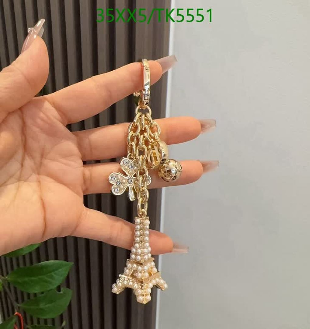 Dior-Keychains Code: TK5551 $: 35USD