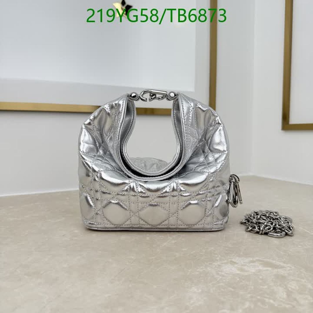 Dior-Bags(5A) Code: TB6873 $: 219USD