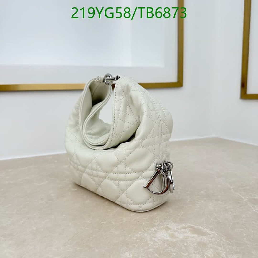 Dior-Bags(5A) Code: TB6873 $: 219USD