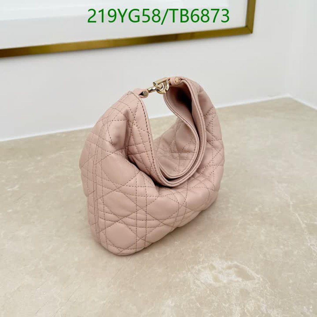 Dior-Bags(5A) Code: TB6873 $: 219USD